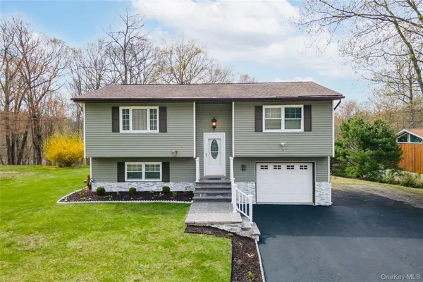$450,000 | 77 Kent Lake Avenue, Carmel, NY 10512