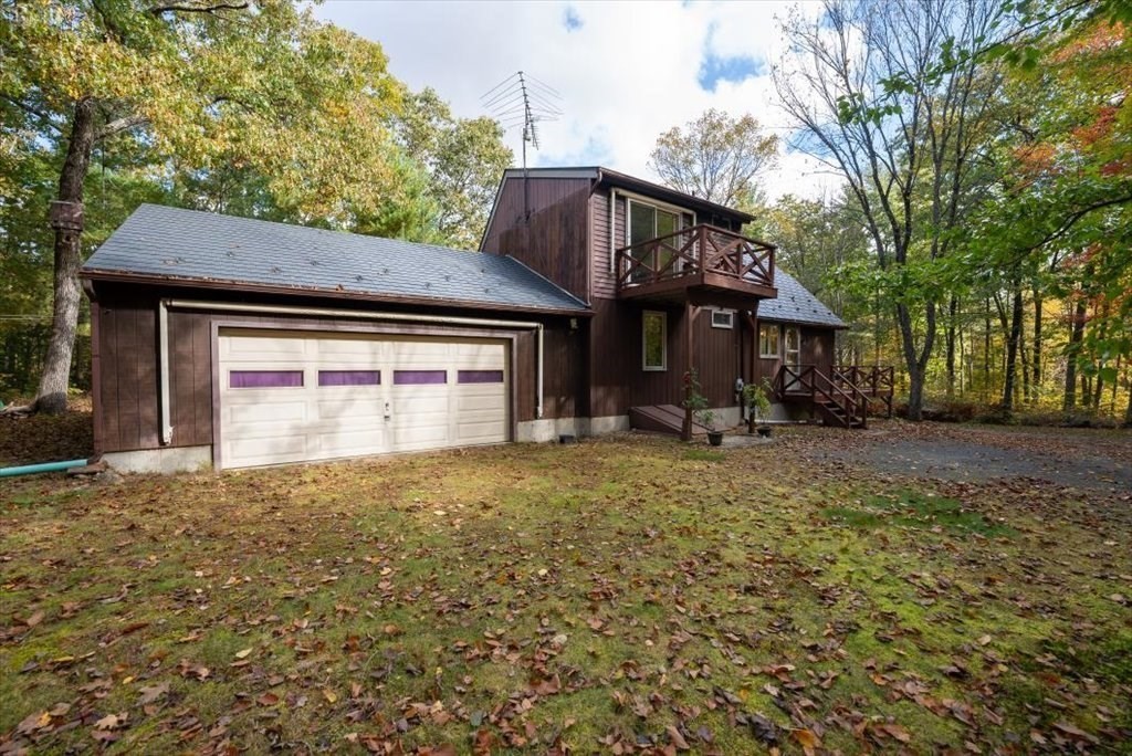 2172 Greenwich Road Hardwick, MA 01082 - Photo 5 of 42 a front view of a house with a yard