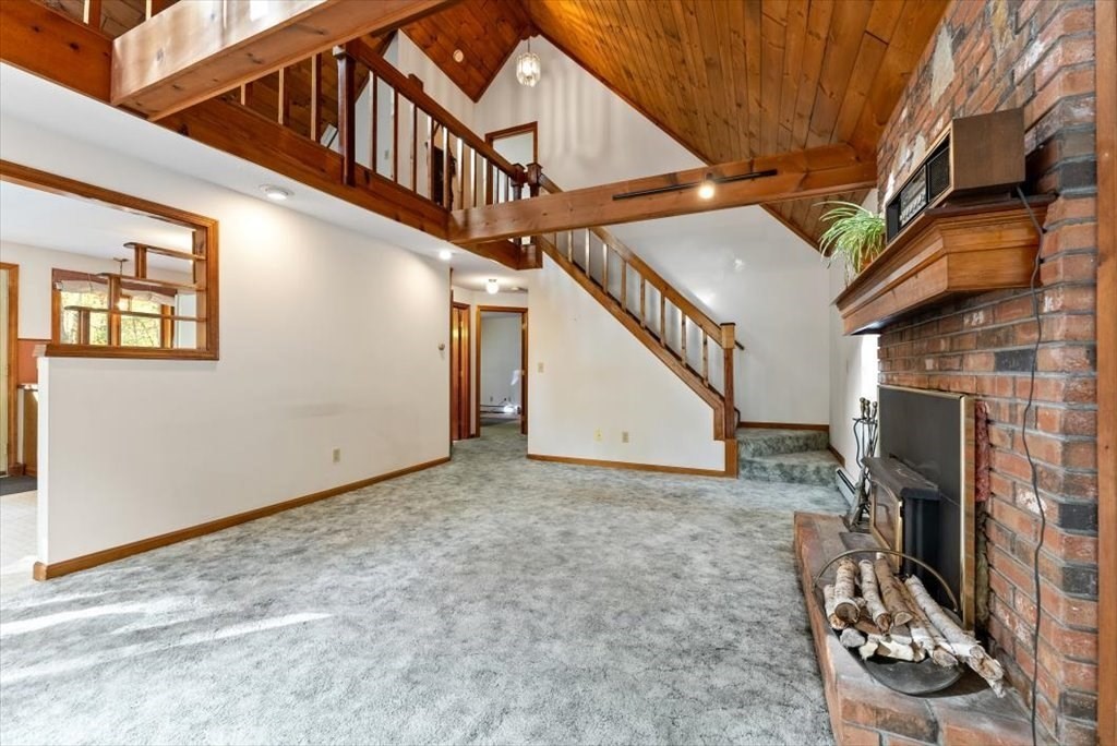 2172 Greenwich Road Hardwick, MA 01082 - Photo 7 of 42 a view of entryway and hall