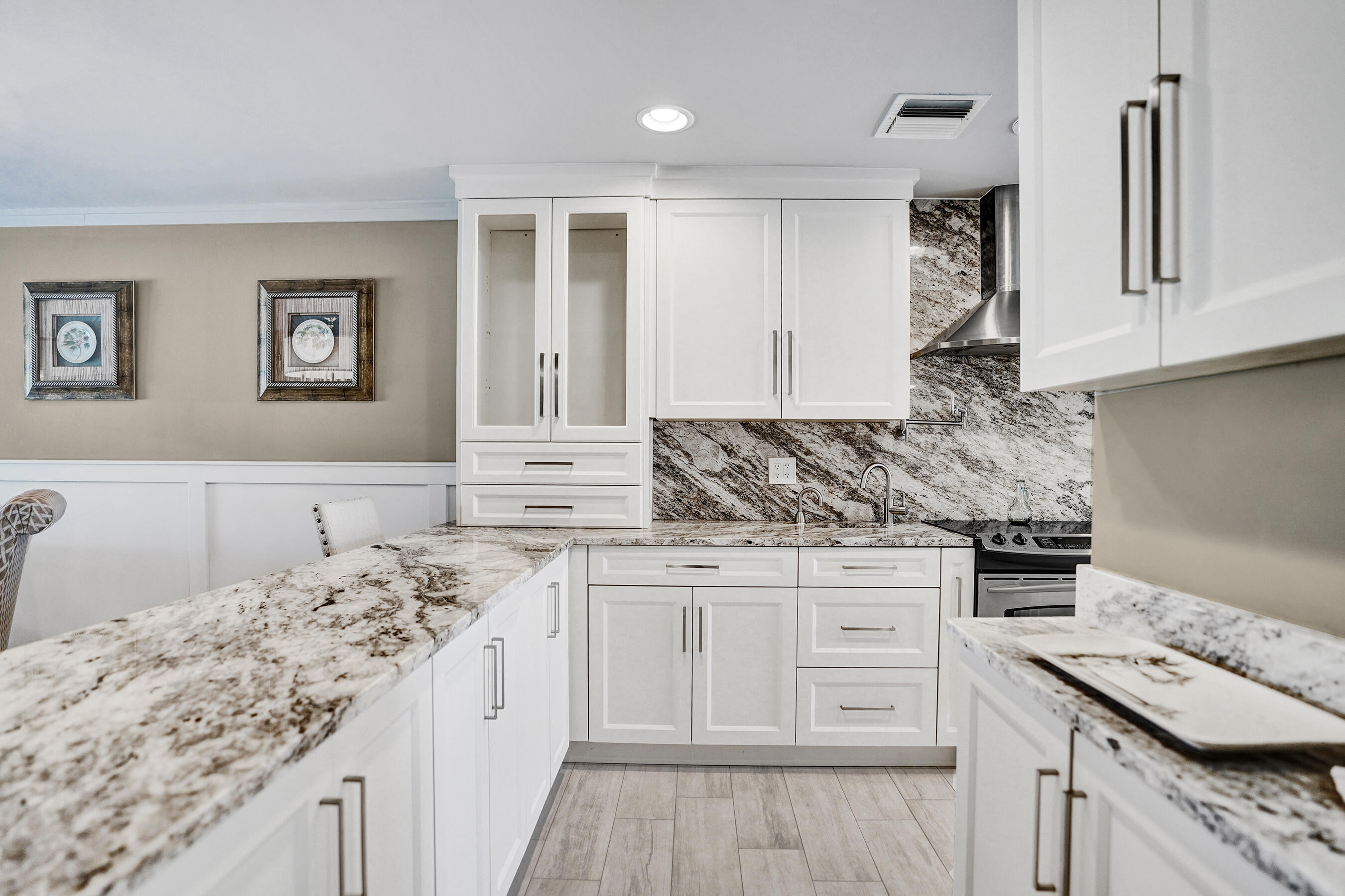 2820 Southwest 13th Street, Unit 101 Delray Beach, FL 33445 - Photo 56 of 83 KITCHEN