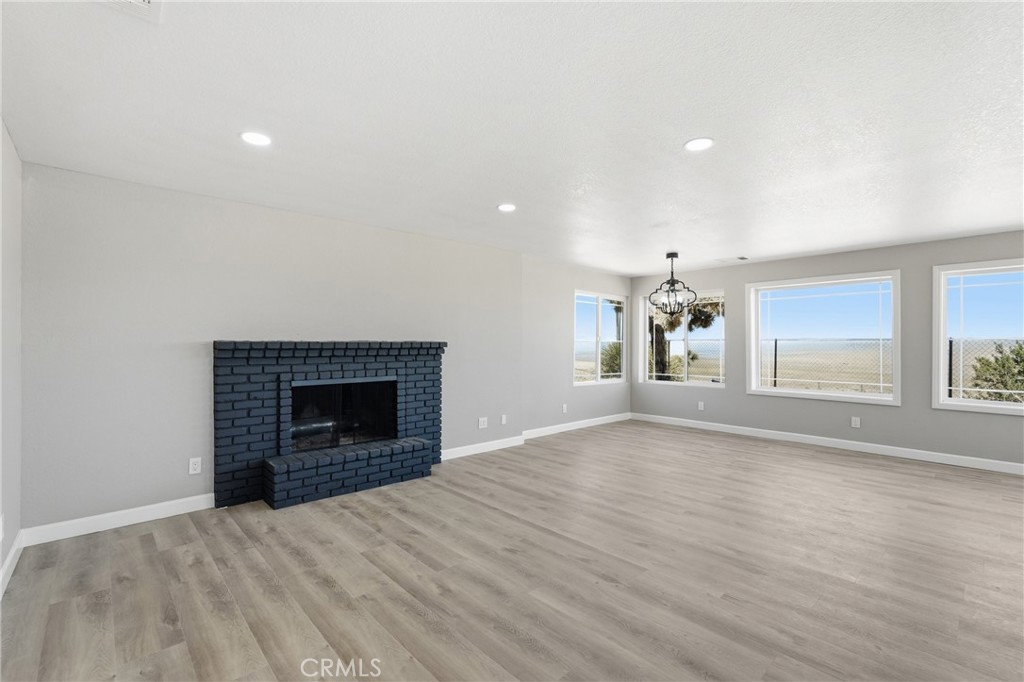 25735 Santa Rosa Road Apple Valley, CA 92308 - Photo 10 of 37