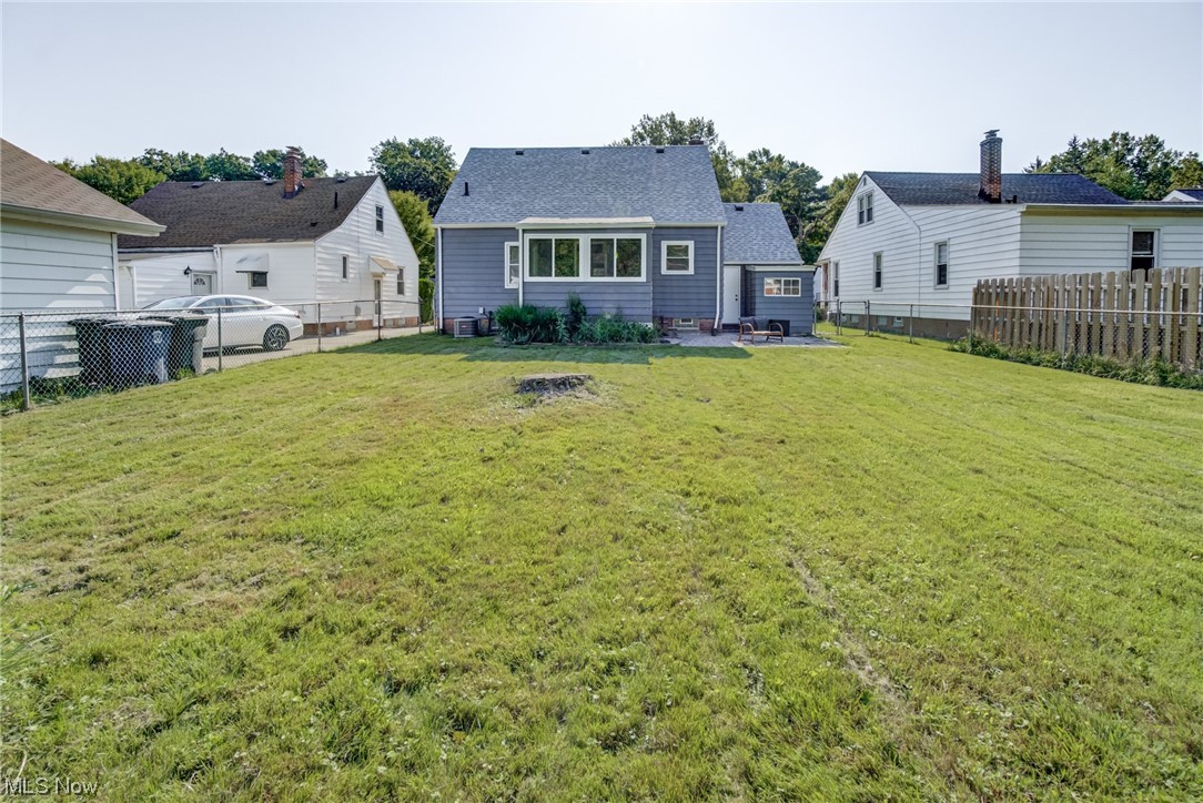 1132 Churchill Road Lyndhurst, OH 44124 - Photo 32 of 34