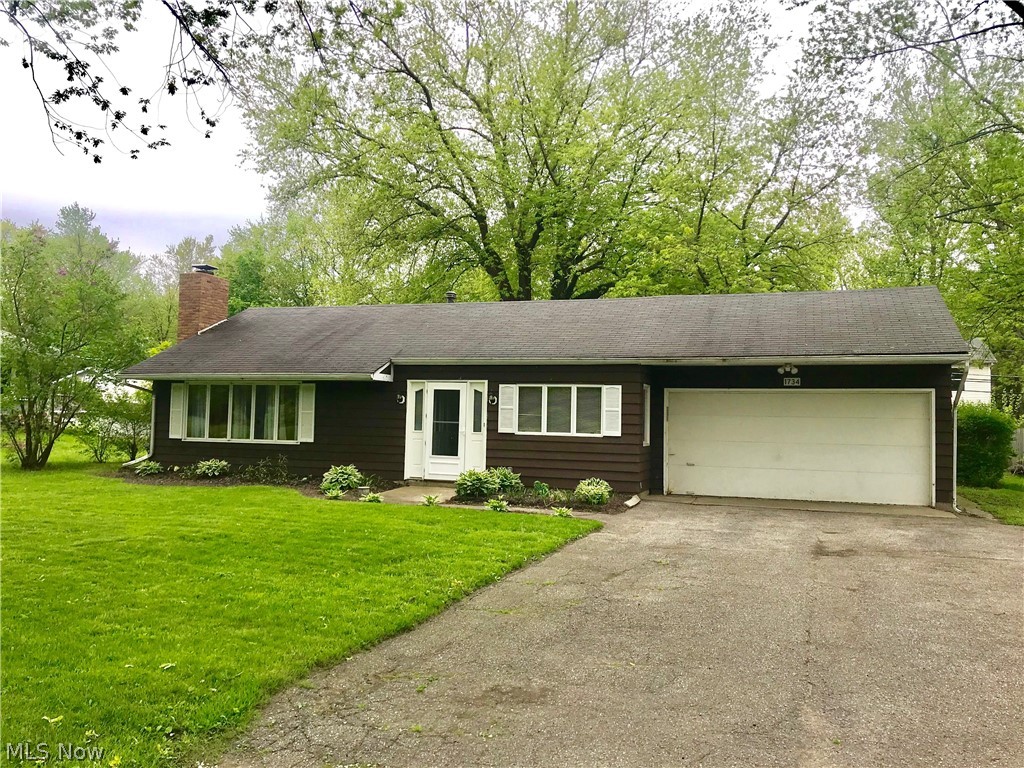 1734 Green Road Madison, OH 44057 - Photo 1 of 11 Gallery Image 1