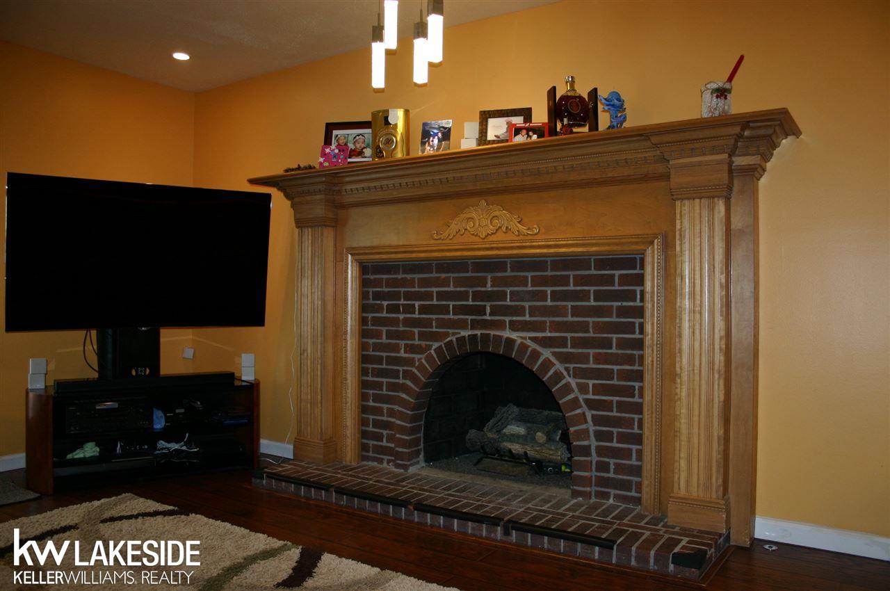 35712 Shell Drive Sterling Heights, MI 48310 - Photo 12 of 47 31326666-11.JPG