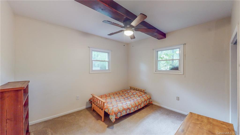 31 Toms Road Candler, NC 28715 - Photo 34 of 39 Gallery Image 34