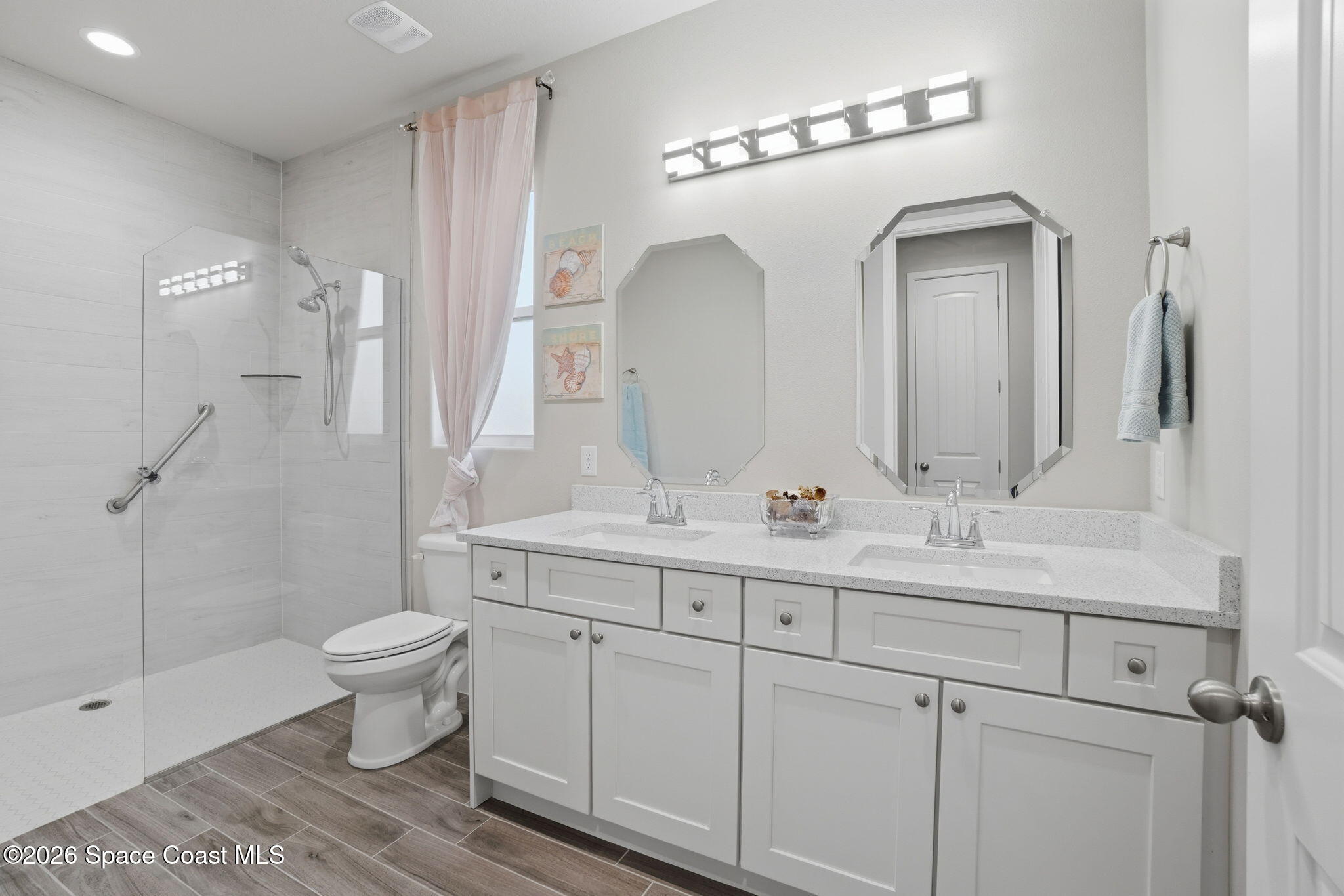 4110 Domain Court Melbourne, FL 32934 - Photo 27 of 55 27-web-or-mls-4110 Domain Ct-27