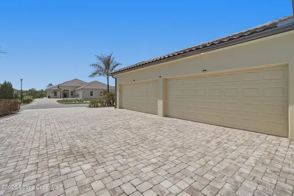 $985,000 | 4110 Domain Court, Melbourne, FL 32934