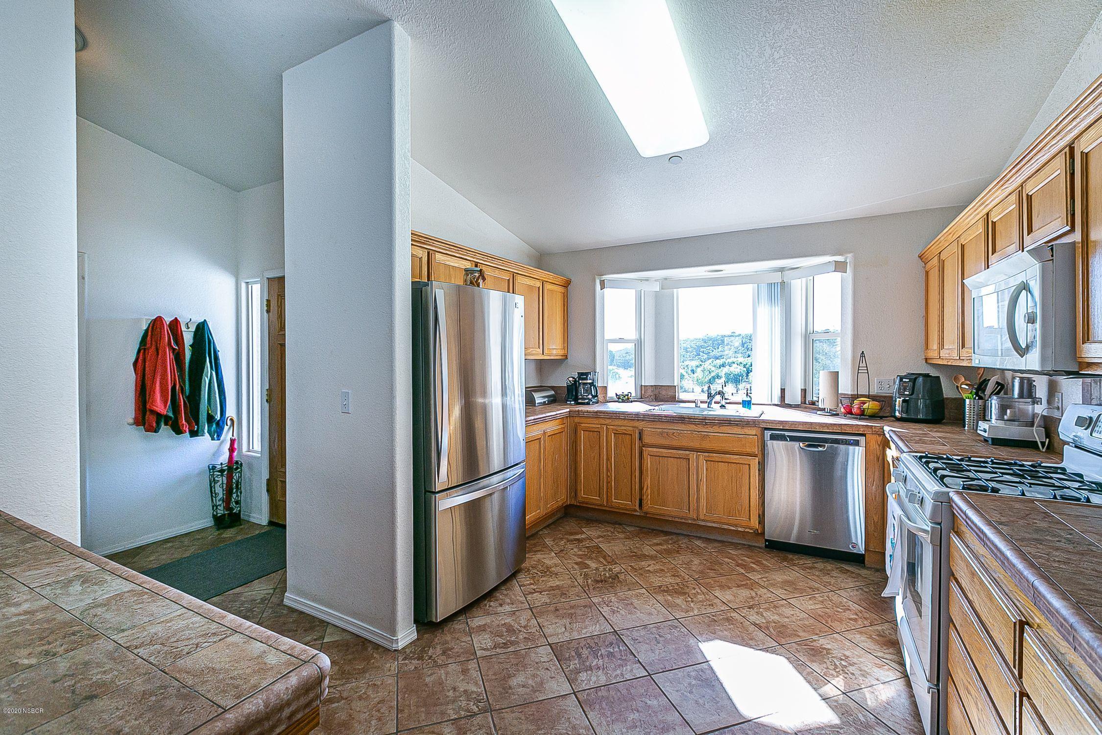 3090 Avena Road Lompoc, CA 93436 - Photo 11 of 36 11