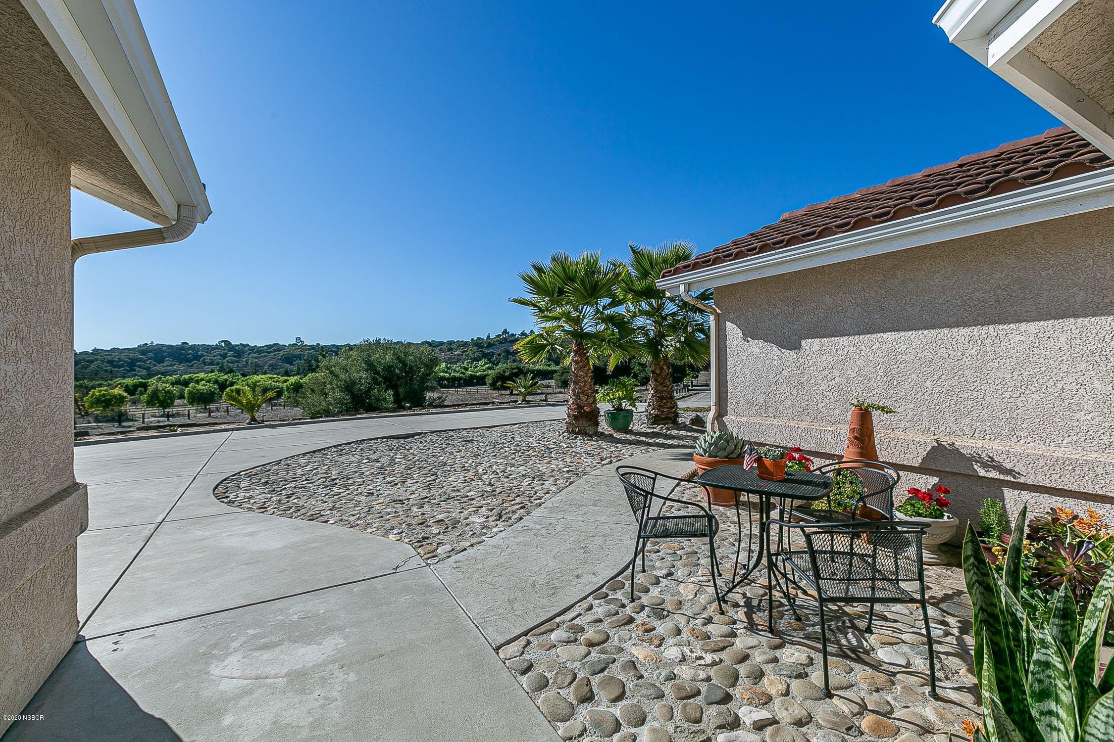 3090 Avena Road Lompoc, CA 93436 - Photo 5 of 36 5
