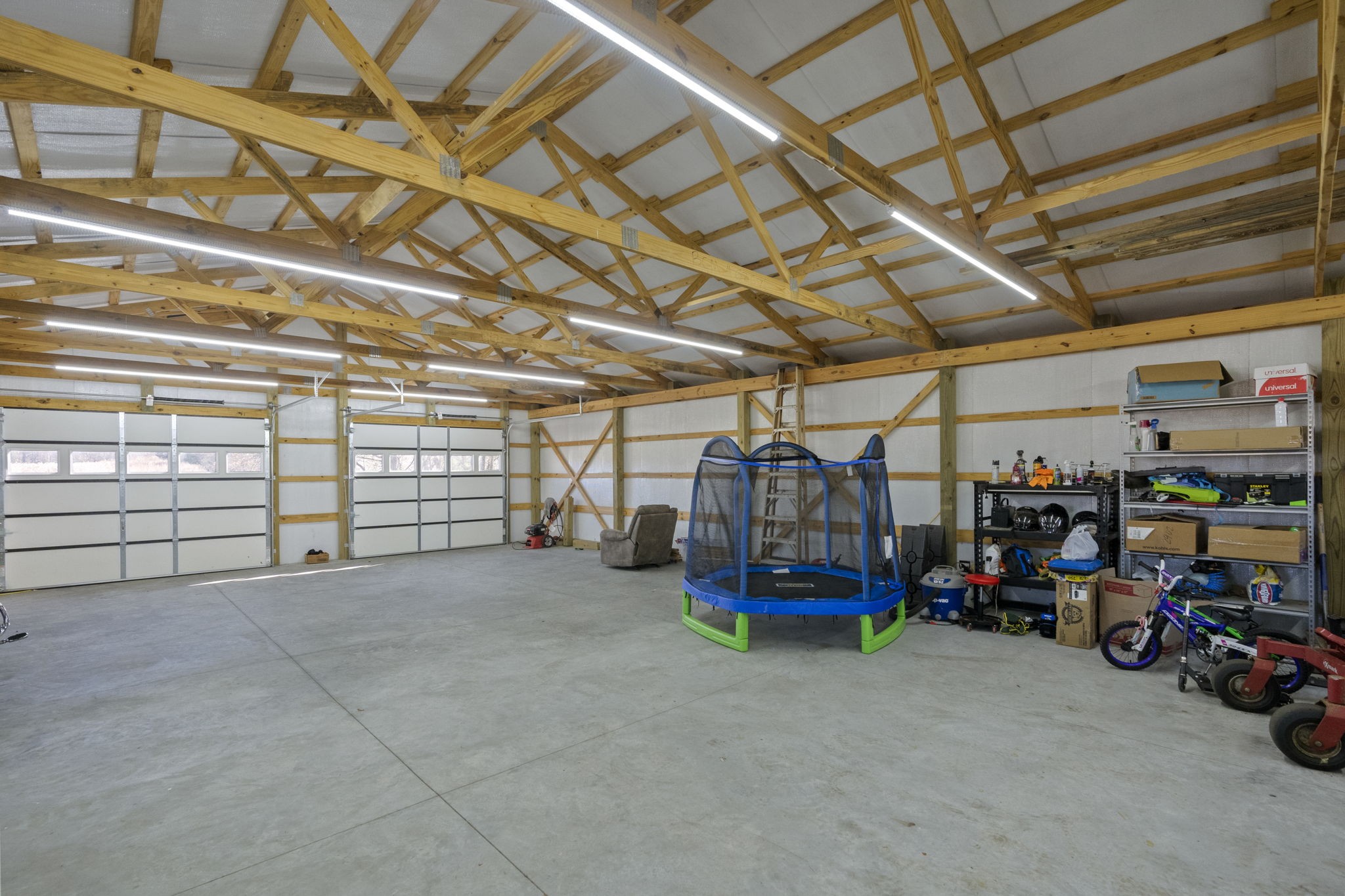 5612 Minnis Road Springfield, TN 37172 - Photo 24 of 41 a view of parking garage with cars