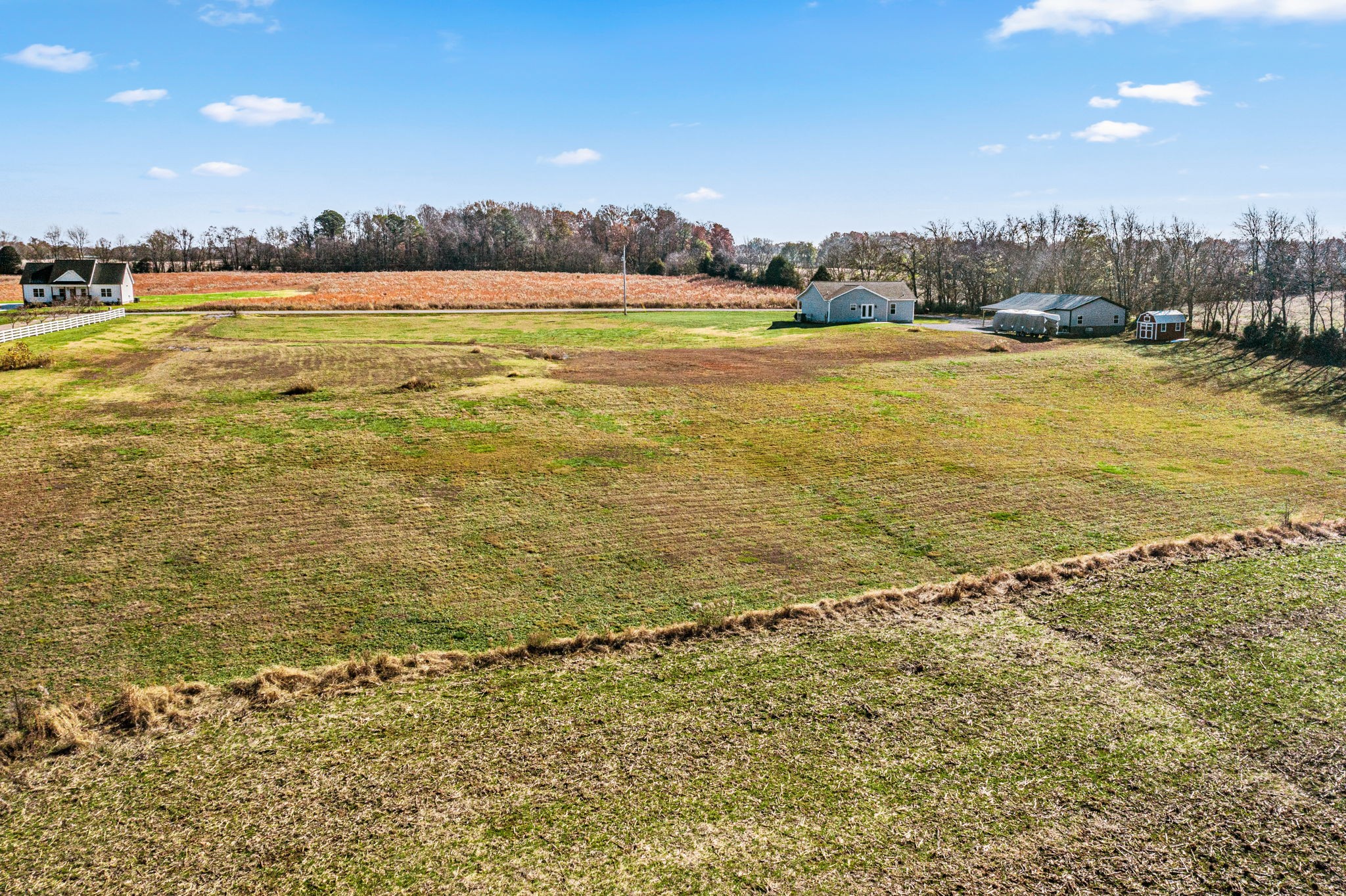 5612 Minnis Road Springfield, TN 37172 - Photo 30 of 41 a view of an ocean and beach
