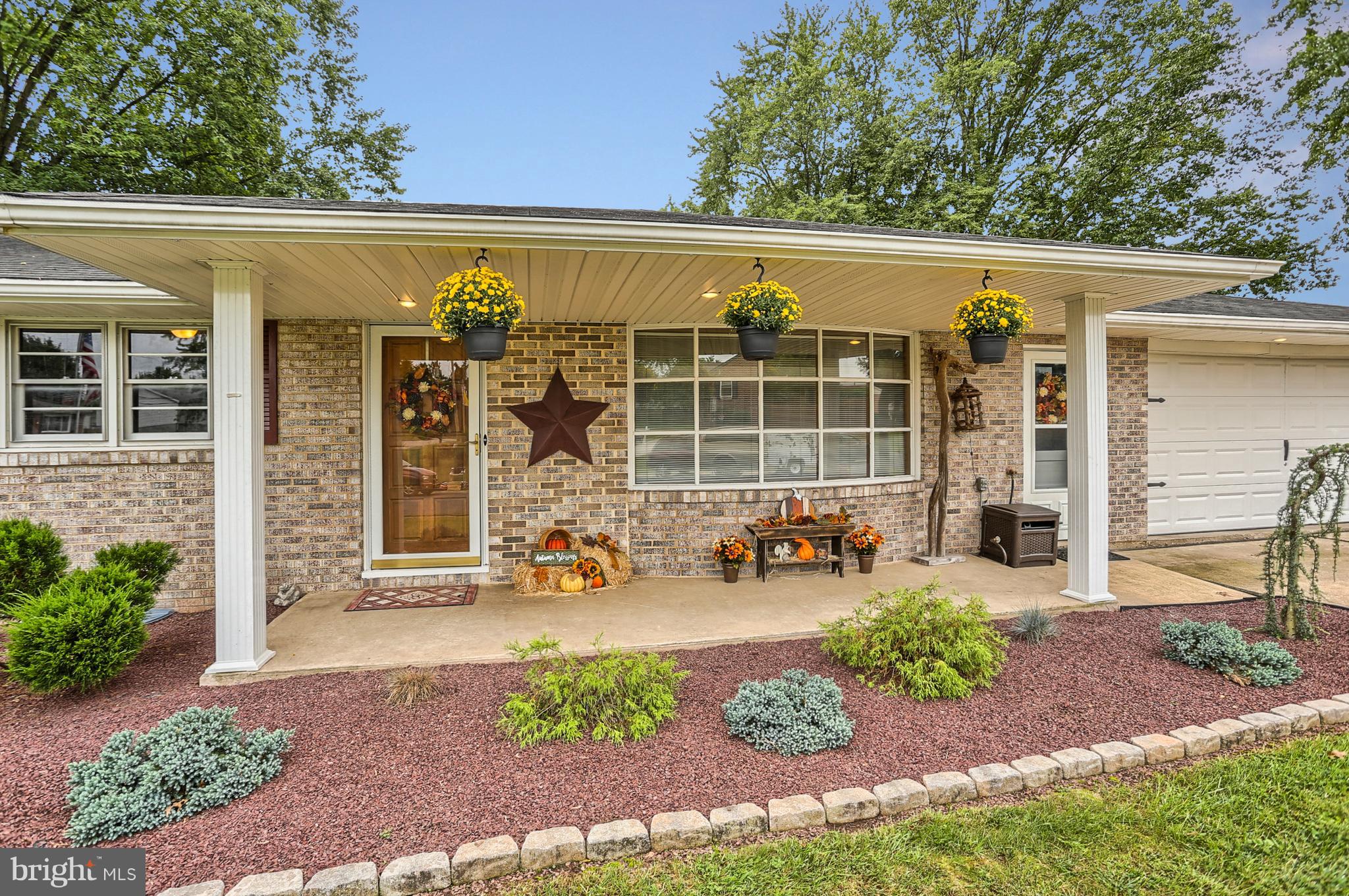2410 Cedar Road York, PA 17408 - Photo 3 of 46