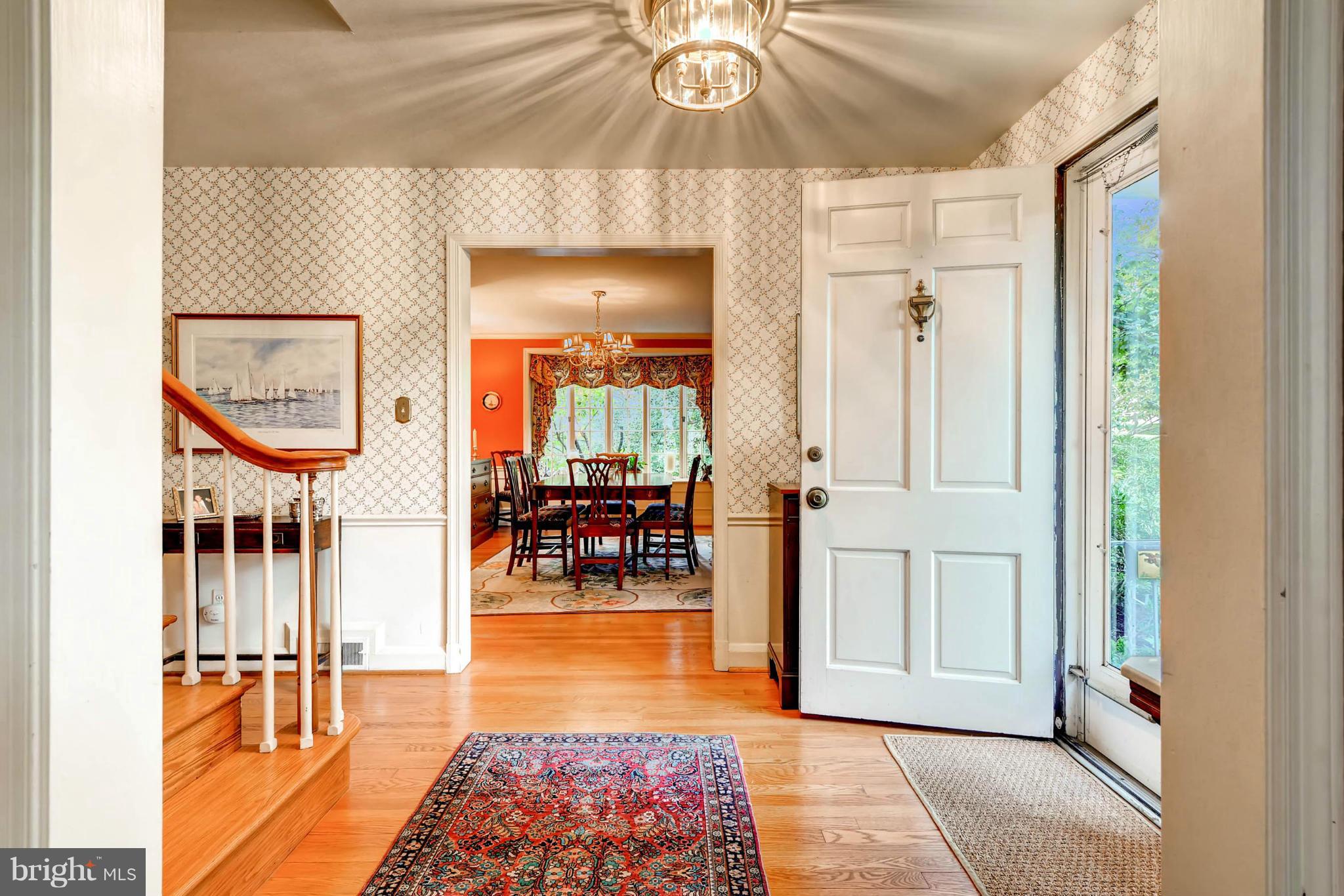 109 Castlewood Road Baltimore, MD 21210 - Photo 4 of 30 IFoyer