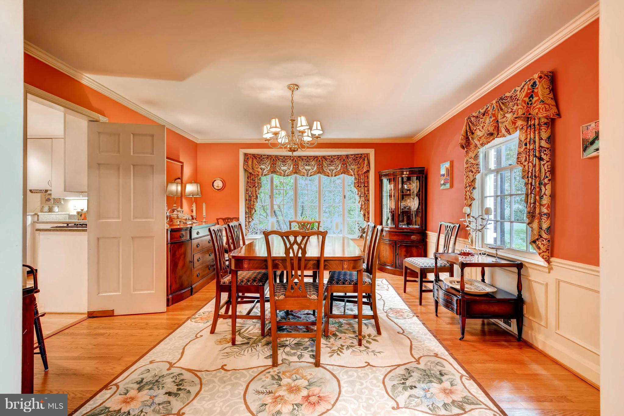 109 Castlewood Road Baltimore, MD 21210 - Photo 8 of 30 Dining Room