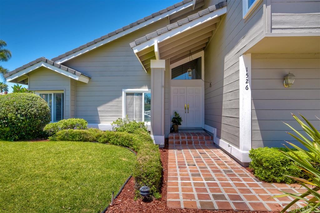 1526 Valleda Lane Encinitas, CA 92024 - Photo 14 of 25