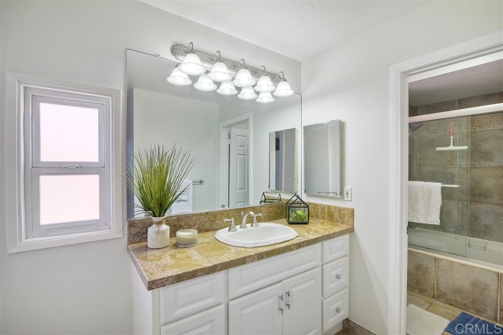 1526 Valleda Lane Encinitas, CA 92024 - Photo 18 of 25