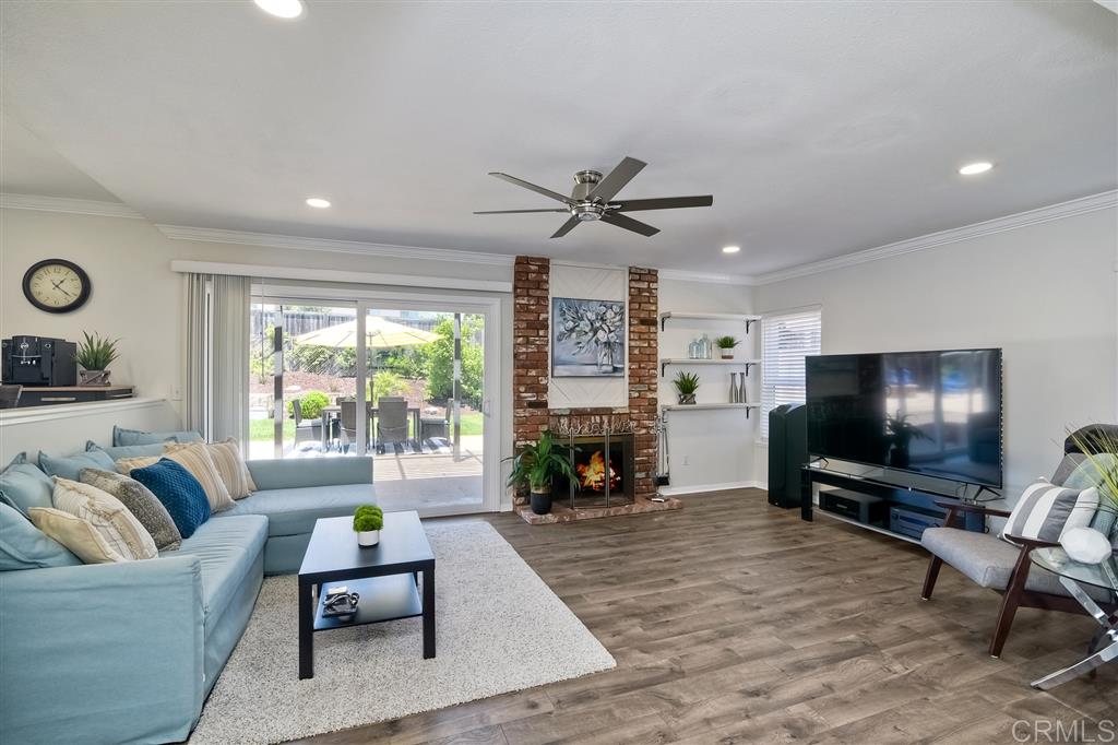 1526 Valleda Lane Encinitas, CA 92024 - Photo 6 of 25