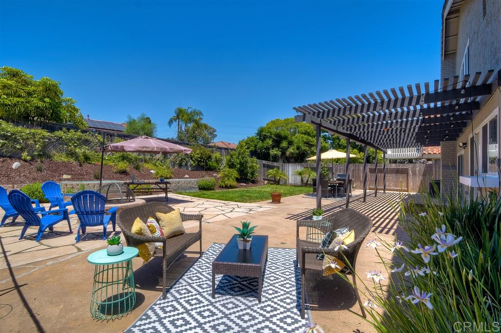 1526 Valleda Lane Encinitas, CA 92024 - Photo 10 of 25