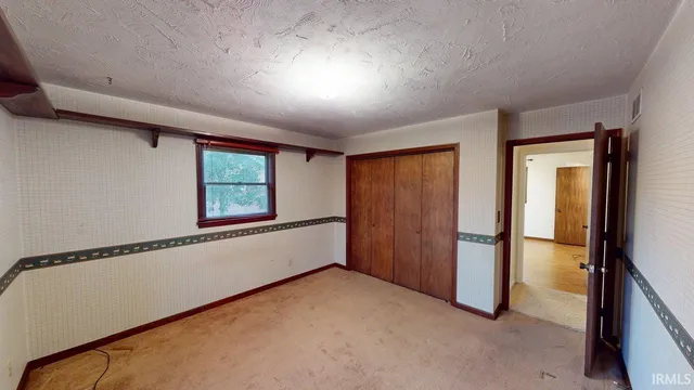 $279,900 | 1138 East Hochgesang Avenue, Jasper, IN 47546