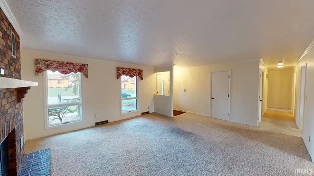 $279,900 | 1138 East Hochgesang Avenue, Jasper, IN 47546