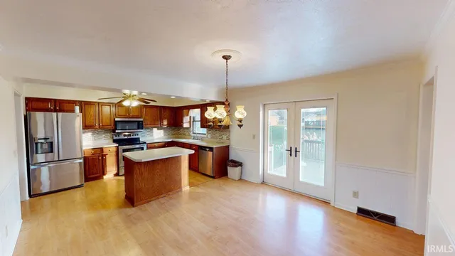 $279,900 | 1138 East Hochgesang Avenue, Jasper, IN 47546