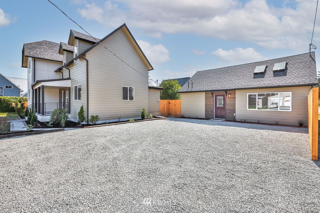 301 3rd Street Sultan, WA 98294 - Photo 2 of 27 Gallery Image 2