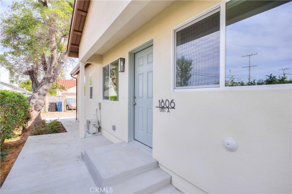 1806 South 8th Street, Unit A Alhambra, CA 91803 - Photo 4 of 23 a view of a brick house with a outdoor space