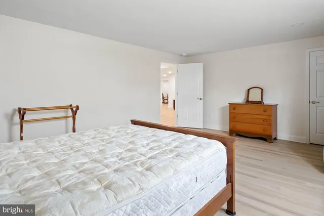 $999,900 | 33679 Frehley Drive, Lewes, DE 19958