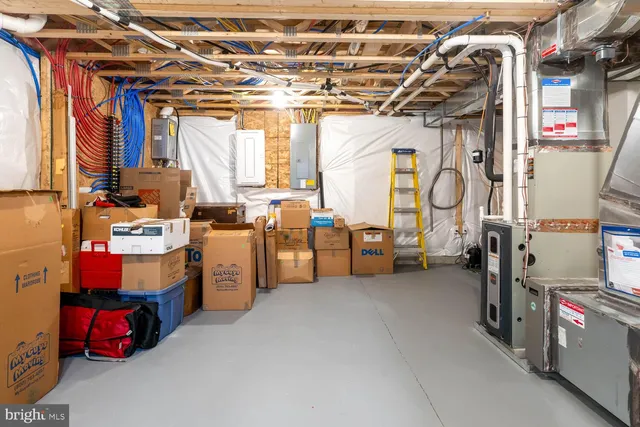 $999,900 | 33679 Frehley Drive, Lewes, DE 19958