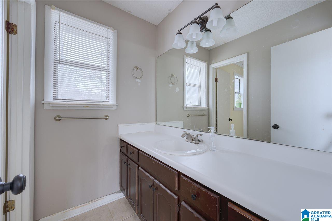 1403 Afton Way Jasper, AL 35504 - Photo 17 of 23