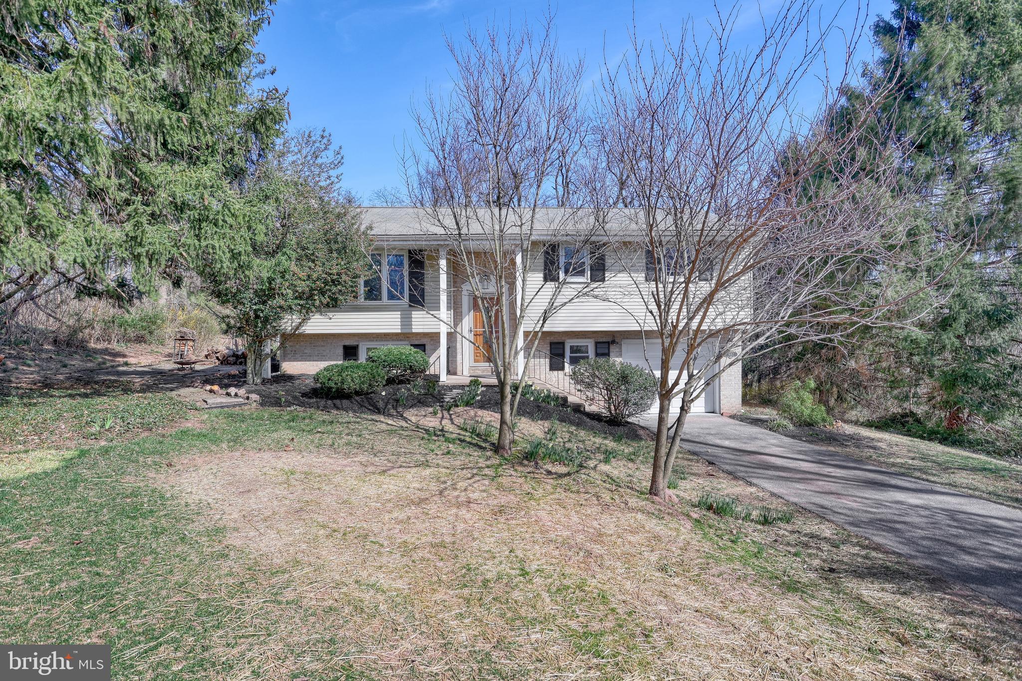 482 Pleasant View Road New Cumberland, PA 17070 - Photo 2 of 58 Gallery Image 2