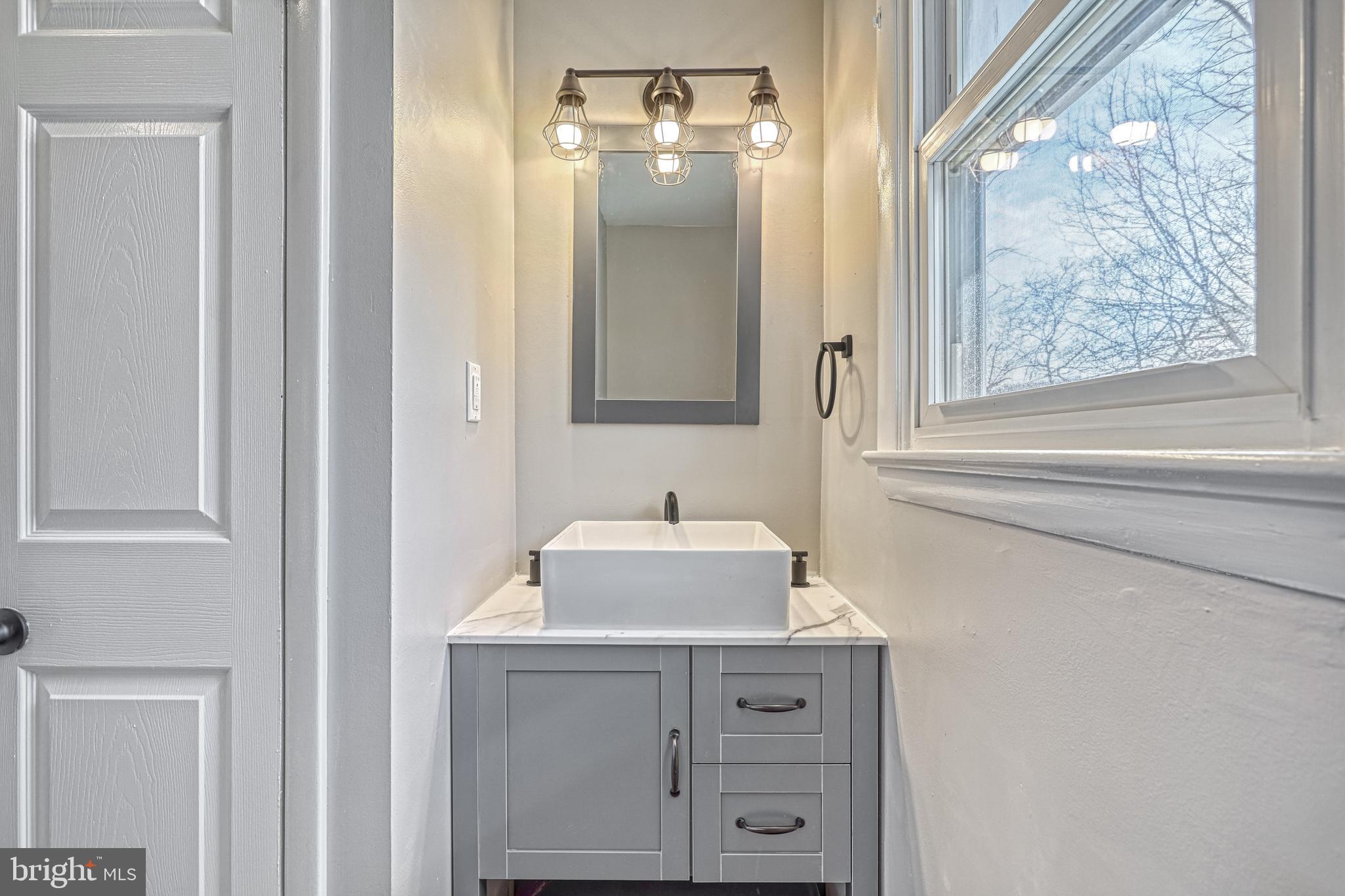 482 Pleasant View Road New Cumberland, PA 17070 - Photo 21 of 58 Gallery Image 21