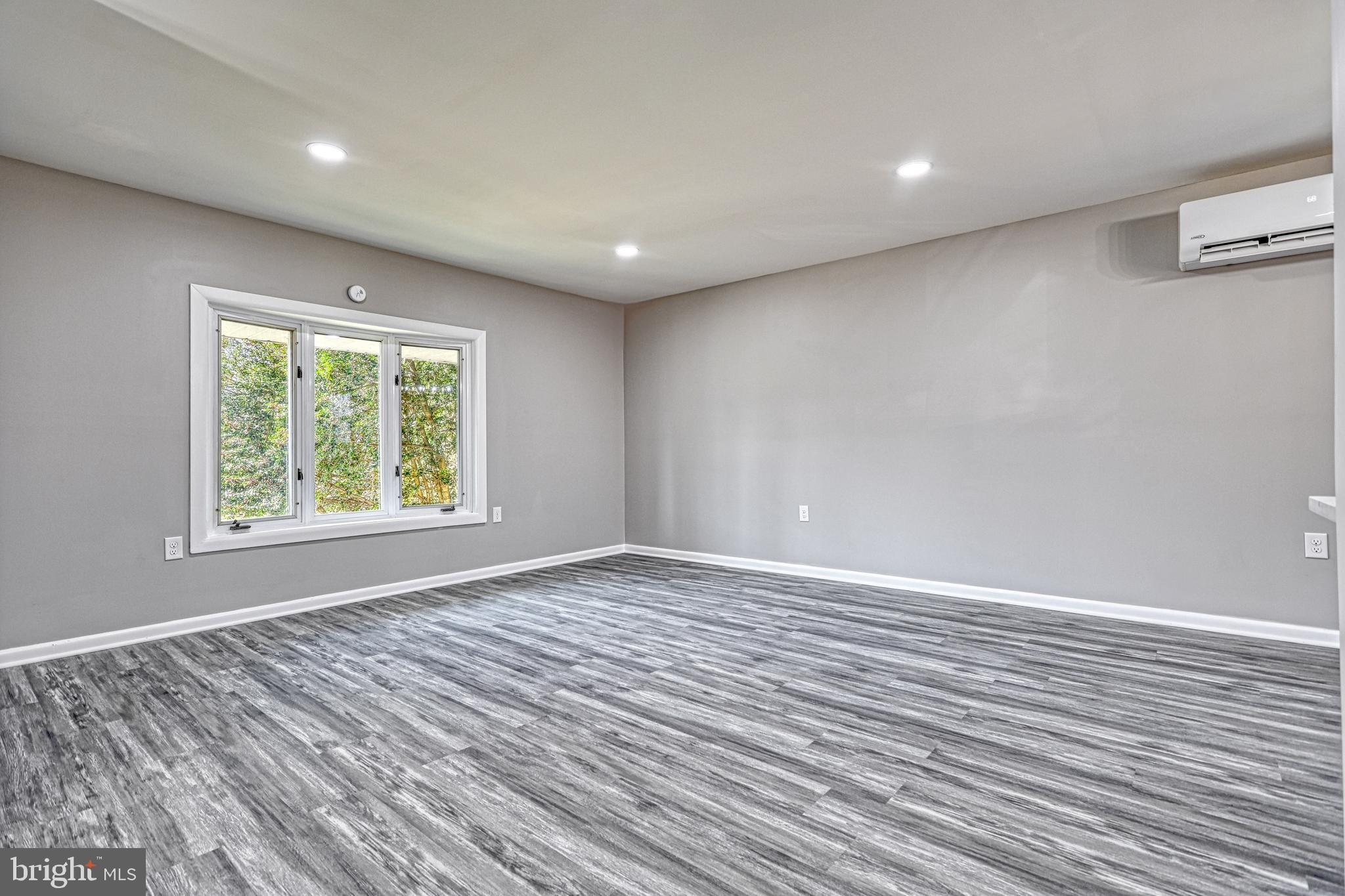 482 Pleasant View Road New Cumberland, PA 17070 - Photo 8 of 58 Gallery Image 8