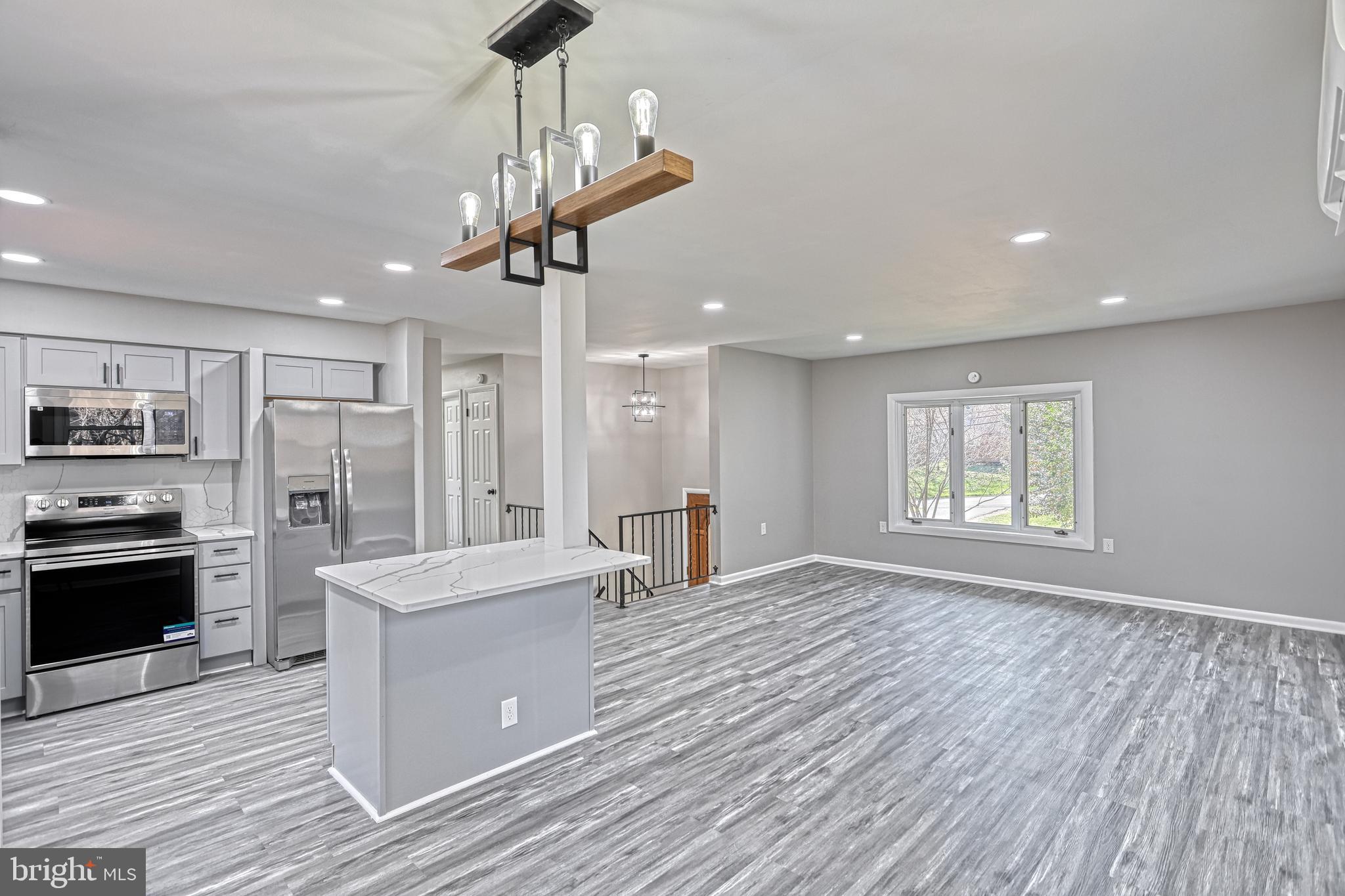 482 Pleasant View Road New Cumberland, PA 17070 - Photo 10 of 58 Gallery Image 10