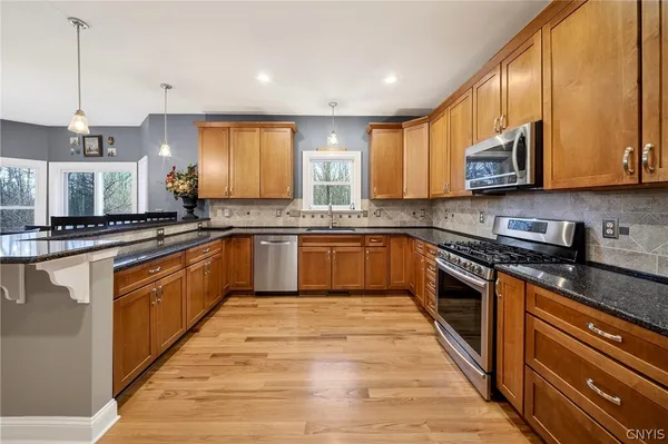 $625,000 | 17 Miguel Lane, Van Buren, NY 13209