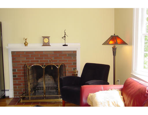 71 Anson Road Concord, MA 01742 - Photo 4 of 8 Gallery Image 4