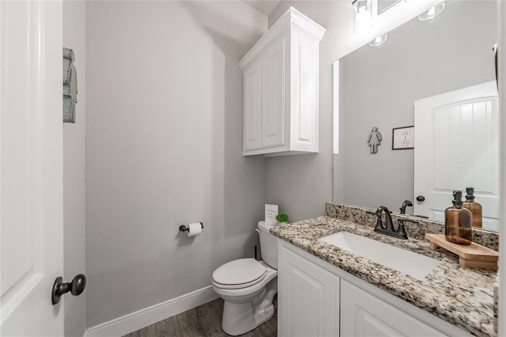 4033 Overlook Way Weatherford, TX 76085 - Photo 15 of 36