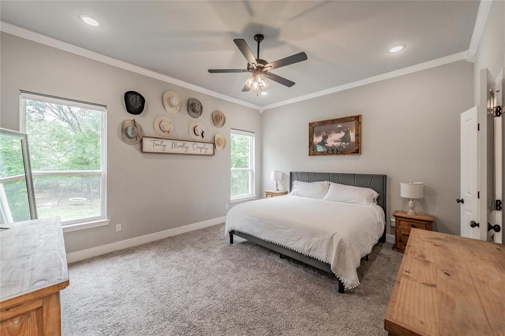 4033 Overlook Way Weatherford, TX 76085 - Photo 16 of 36