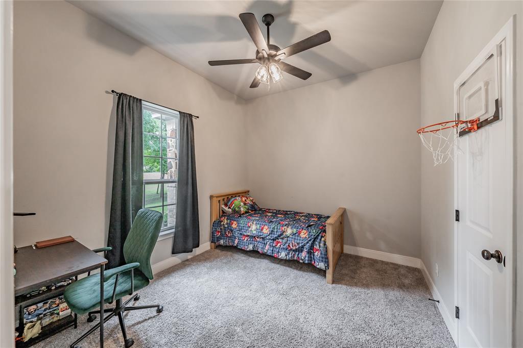 4033 Overlook Way Weatherford, TX 76085 - Photo 27 of 36