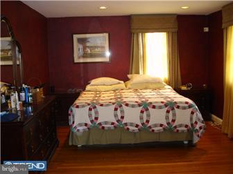 272 Devonshire Road Devon, PA 19333 - Photo 5 of 6 Bedroom - Main