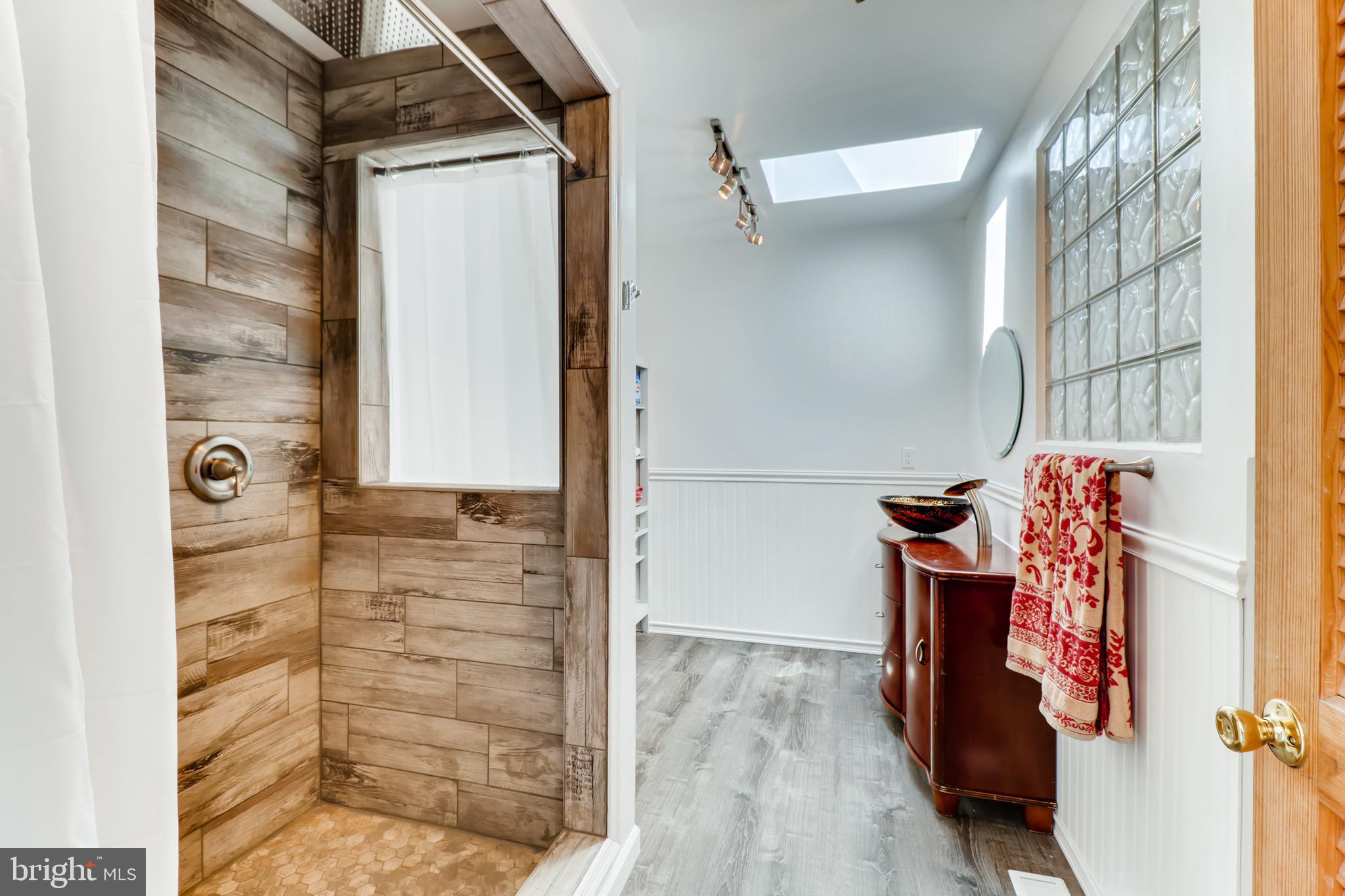 7901 East Riverside Drive Pasadena, MD 21122 - Photo 18 of 28 NEW Master Bathroom