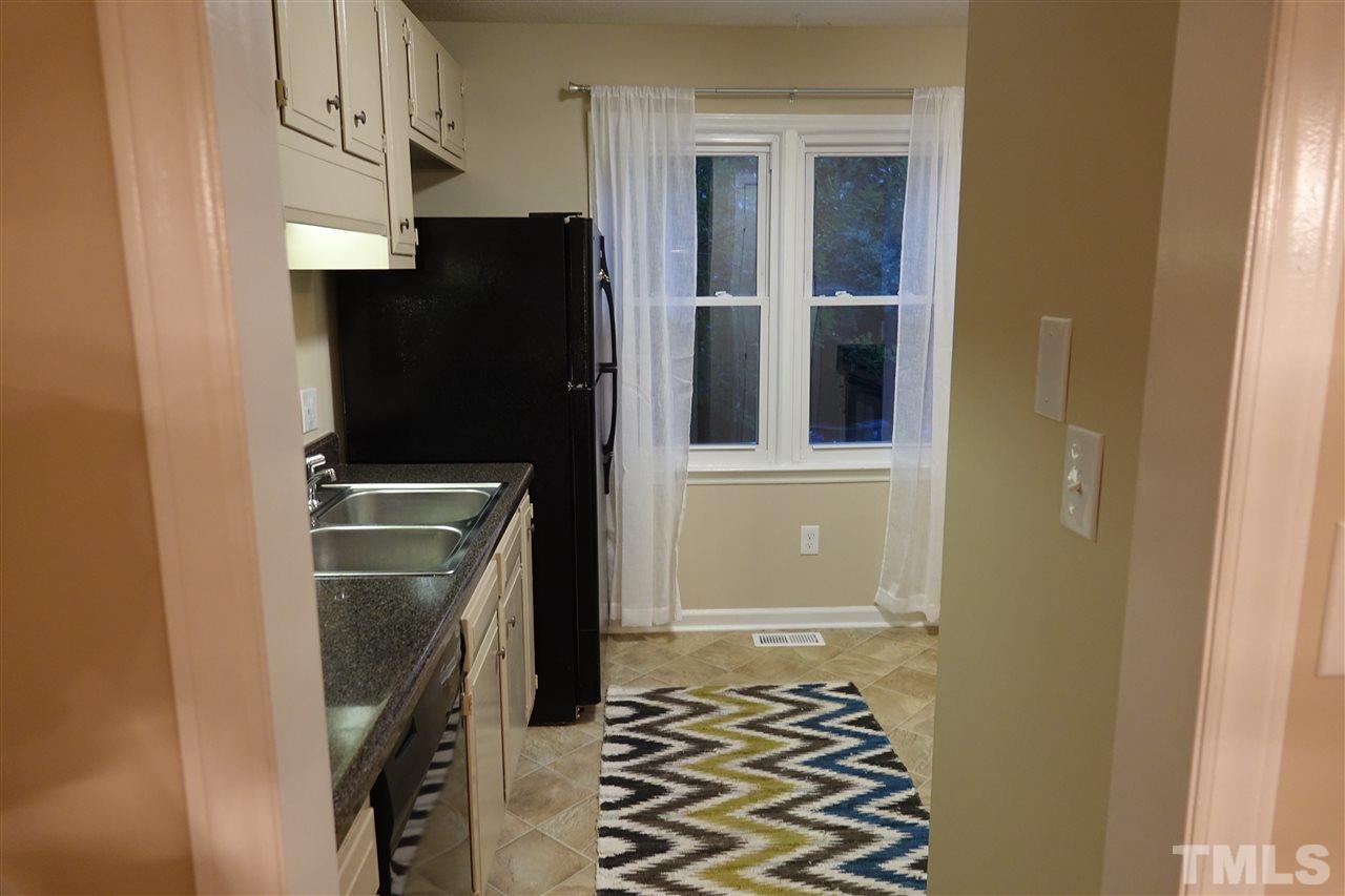 6402 English Oaks Drive Raleigh, NC 27615 - Photo 2 of 21