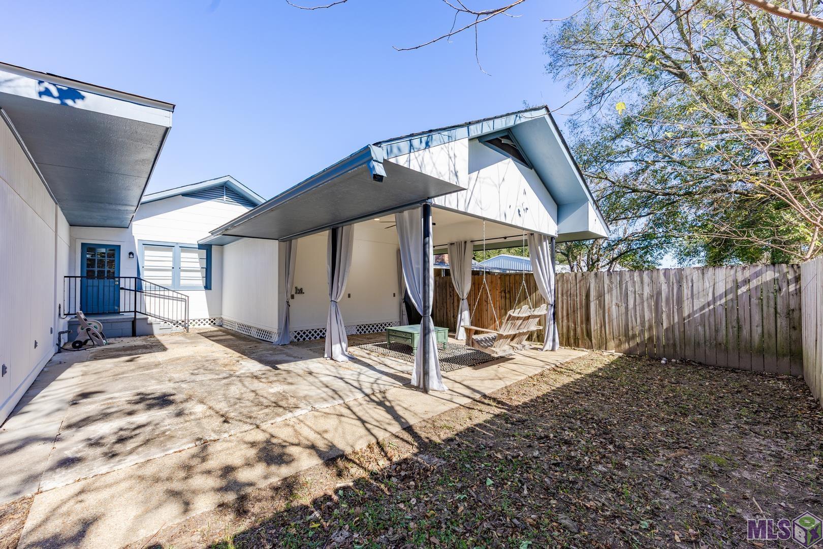 423 Avenue East Port Allen, LA 70767 - Photo 31 of 33