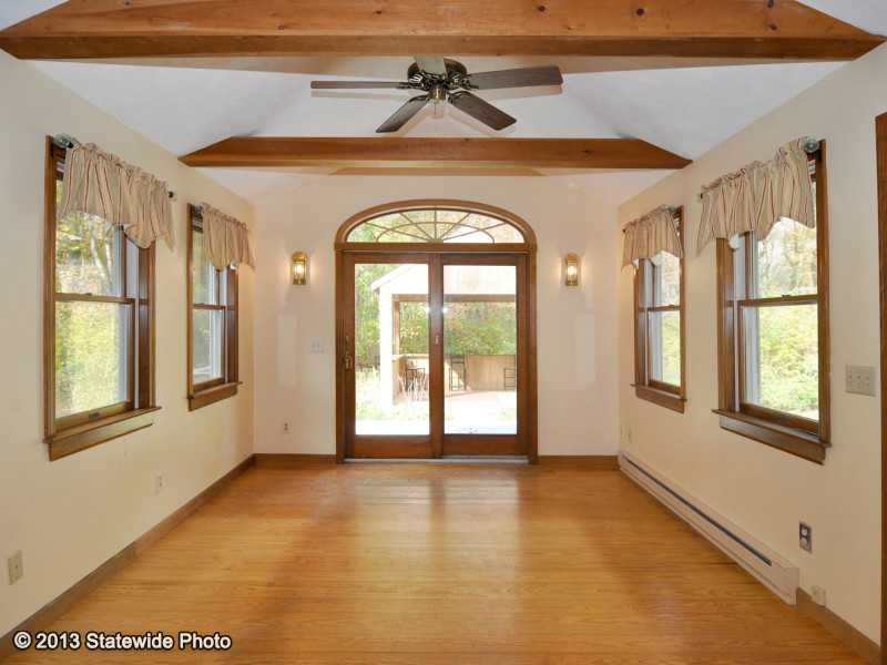 720 Fairgrounds Road South Kingstown, RI 02892 - Photo 4 of 25 Den/Family/Great Room.