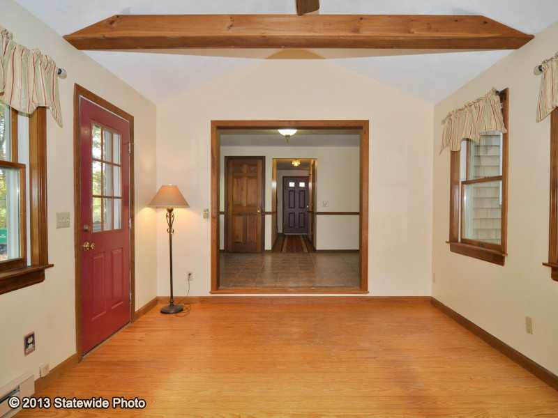 720 Fairgrounds Road South Kingstown, RI 02892 - Photo 6 of 25 Den/Family/Great Room.