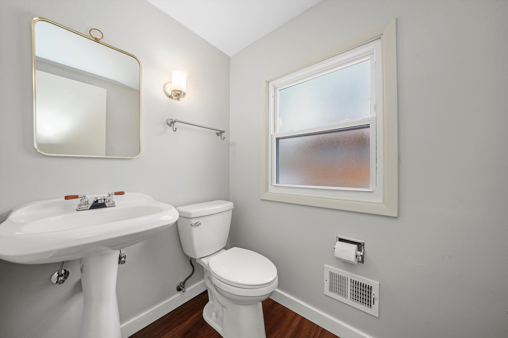 524 East Mill Valley Road Palatine, IL 60074 - Photo 9 of 22 Gallery Image 9