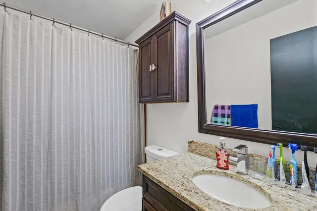 $204,900 | 903 South Longview Road, Monticello, IL 61856