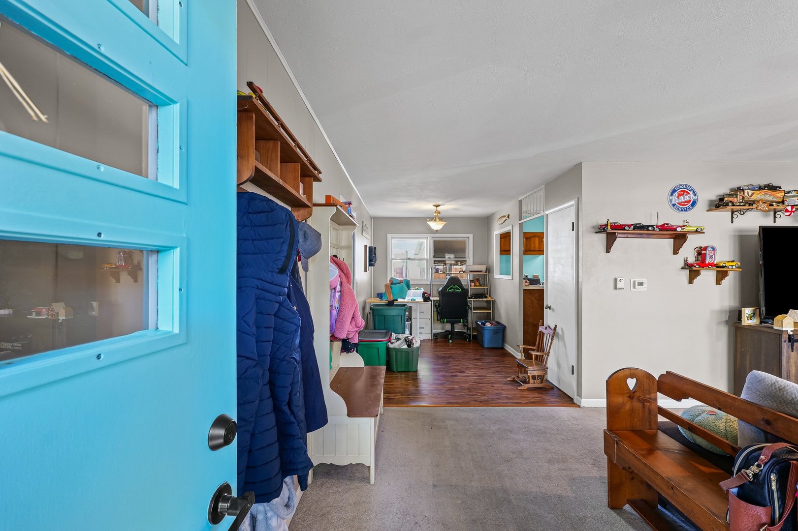 903 South Longview Road Monticello, IL 61856 - Photo 4 of 27 Gallery Image 4