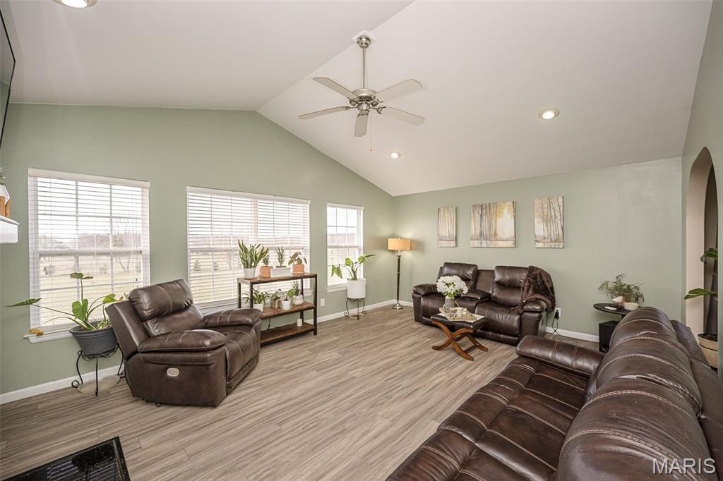 12 Riverside Court Troy, MO 63379 - Photo 16 of 42