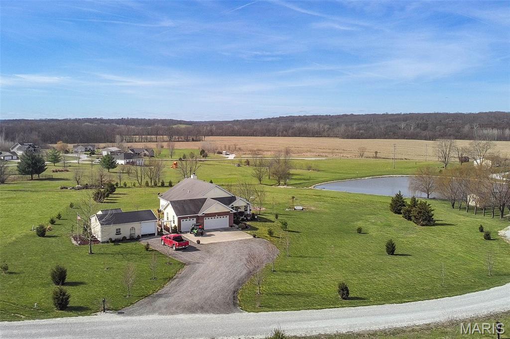 12 Riverside Court Troy, MO 63379 - Photo 2 of 42